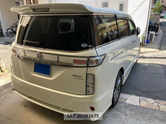 Nissan ELGRAND 2015-07 7454132-3