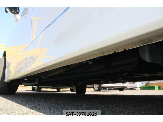 Nissan ELGRAND 2013-03 7454130-10