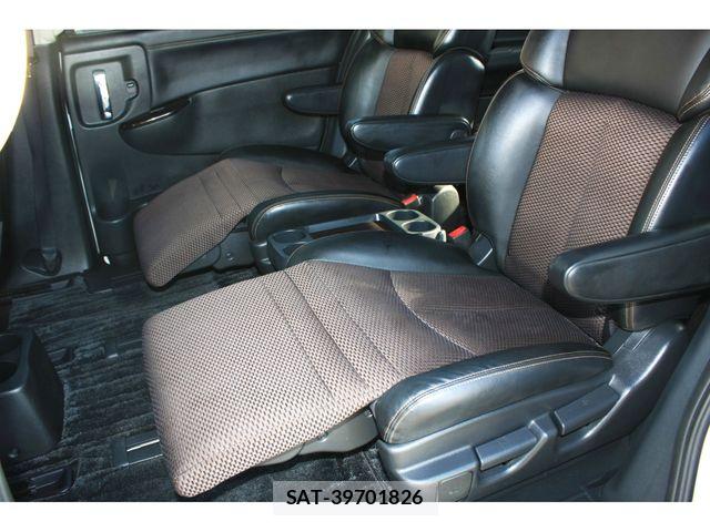 Nissan ELGRAND 2013-03 7454130-16