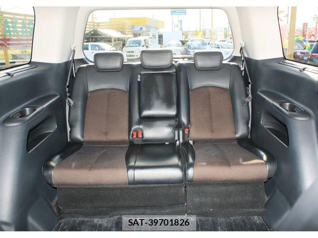 Nissan ELGRAND 2013-03 7454130-17