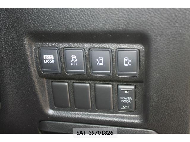 Nissan ELGRAND 2013-03 7454130-21