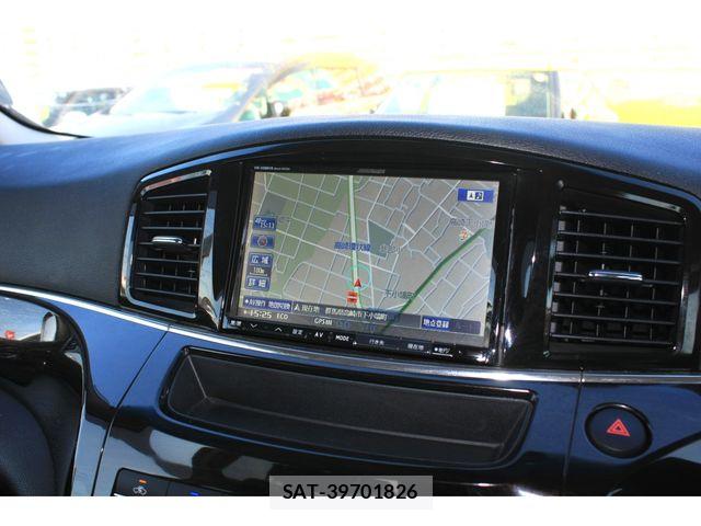 Nissan ELGRAND 2013-03 7454130-24