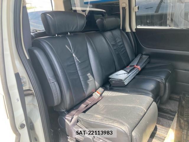 Nissan ELGRAND 2008-05 7454137-18