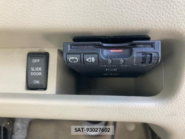 Nissan ELGRAND 2003-07 7454134-25