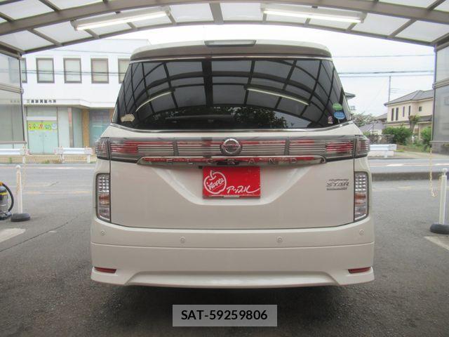Nissan ELGRAND 2006-03 7454136-11