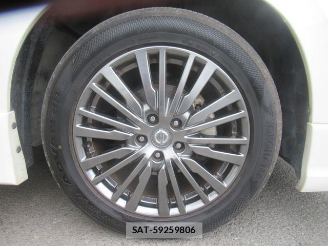Nissan ELGRAND 2006-03 7454136-13