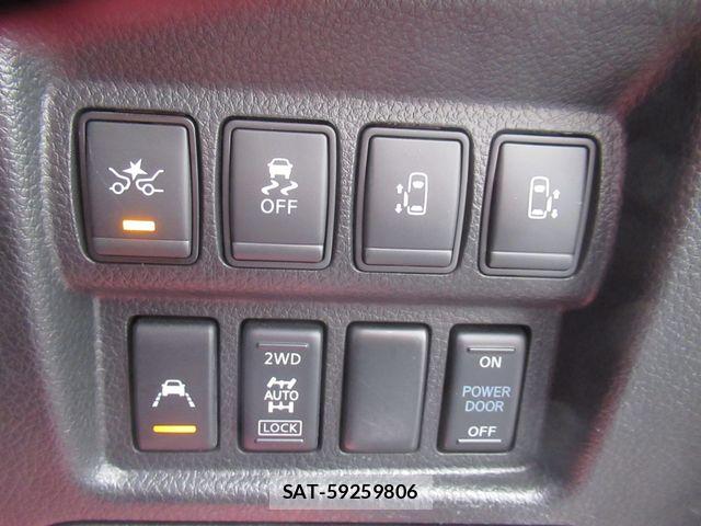 Nissan ELGRAND 2006-03 7454136-23