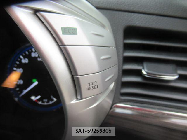 Nissan ELGRAND 2006-03 7454136-26