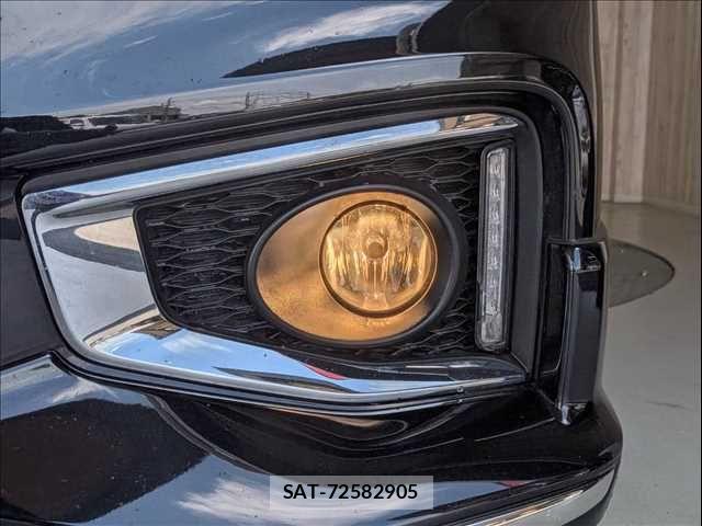 Nissan ELGRAND 2021-12 7454129-14