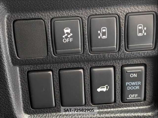 Nissan ELGRAND 2021-12 7454129-7