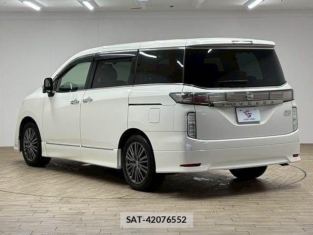 Nissan ELGRAND 2016-07 7500456-16