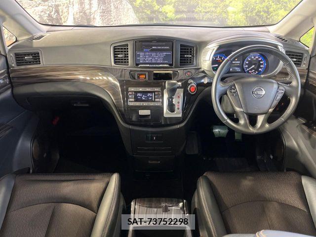 Nissan ELGRAND 2016-08 7500458-1