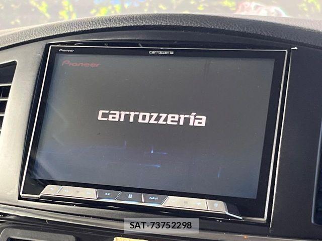 Nissan ELGRAND 2016-08 7500458-2