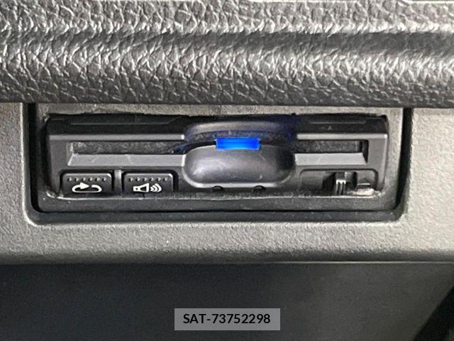 Nissan ELGRAND 2016-08 7500458-6