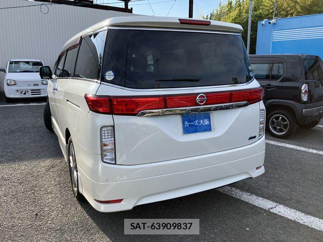 Nissan ELGRAND 2011-06 7500459-3