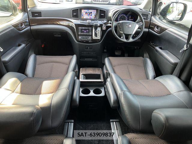 Nissan ELGRAND 2011-06 7500459-5