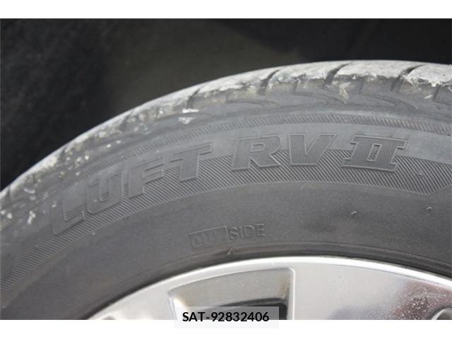 Nissan ELGRAND 2019-03 7500457-20