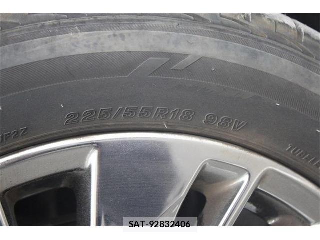Nissan ELGRAND 2019-03 7500457-21