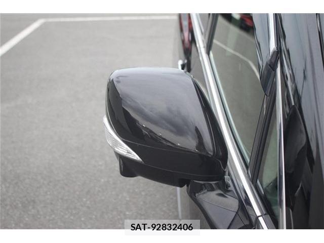 Nissan ELGRAND 2019-03 7500457-23