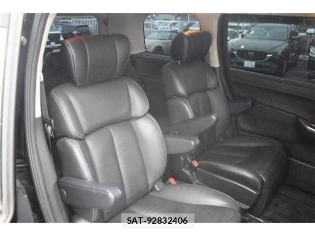 Nissan ELGRAND 2019-03 7500457-29