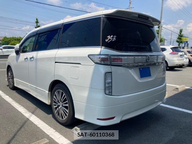 Nissan ELGRAND 2015-08 7500461-3