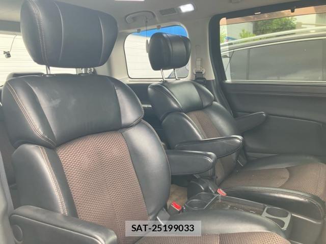 Nissan ELGRAND 2011-09 7562077-11