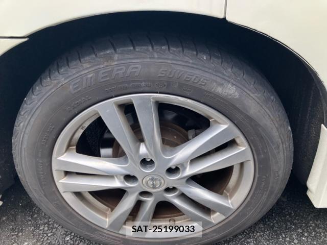 Nissan ELGRAND 2011-09 7562077-6