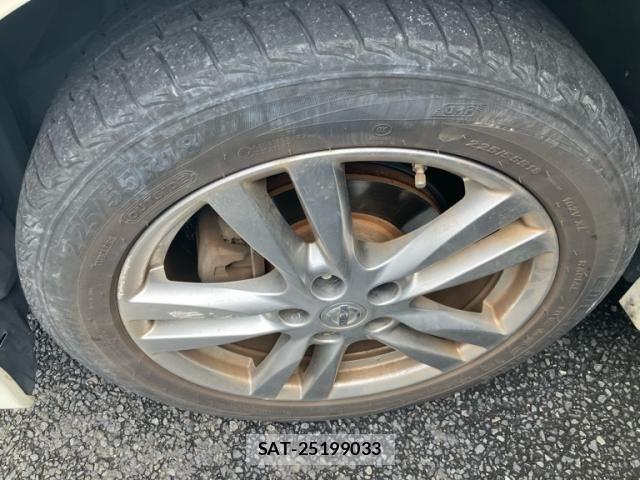Nissan ELGRAND 2011-09 7562077-8