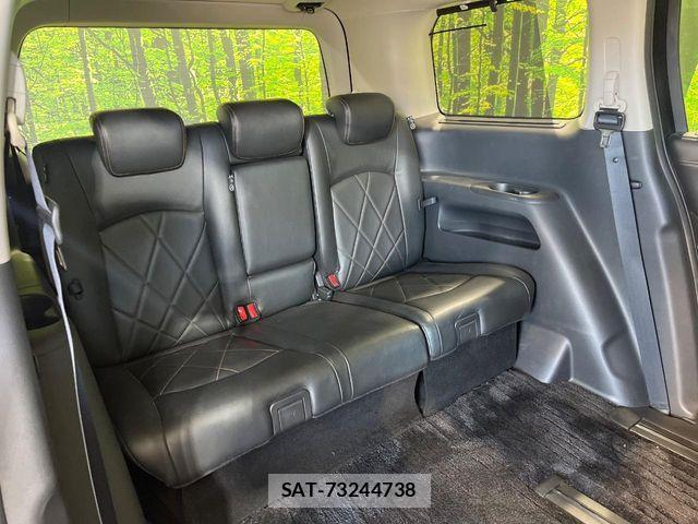 Nissan ELGRAND 2015-02 7616386-11