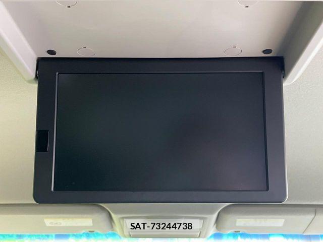Nissan ELGRAND 2015-02 7616386-2