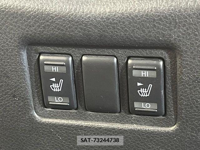 Nissan ELGRAND 2015-02 7616386-6