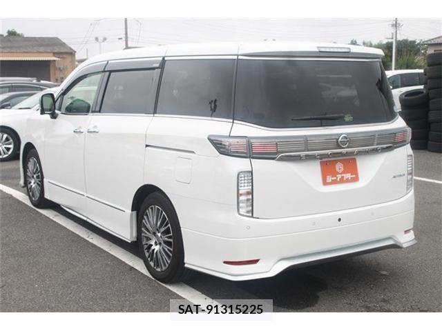 Nissan ELGRAND 2021-03 7616378-10