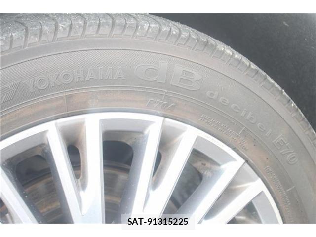 Nissan ELGRAND 2021-03 7616378-24