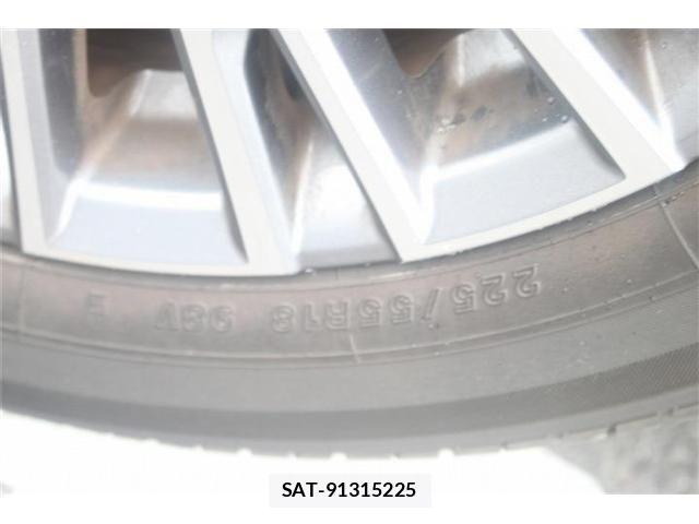 Nissan ELGRAND 2021-03 7616378-25
