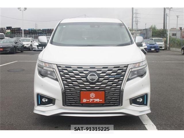 Nissan ELGRAND 2021-03 7616378-5