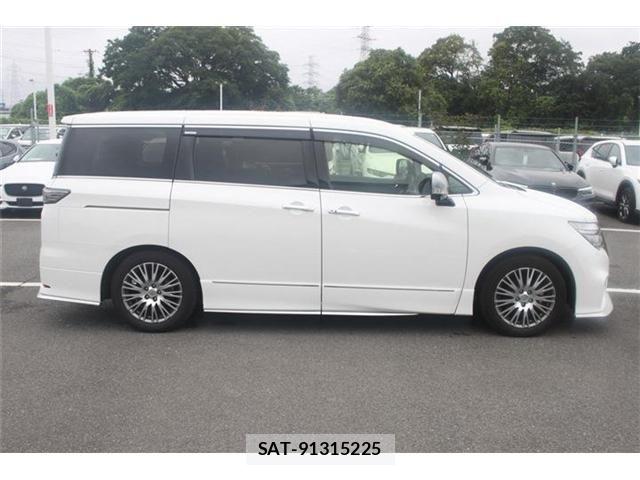 Nissan ELGRAND 2021-03 7616378-7