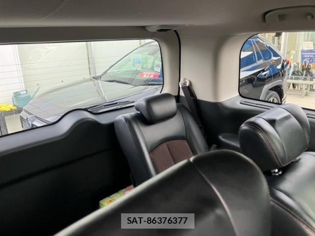 Nissan ELGRAND 2012-07 7616393-10