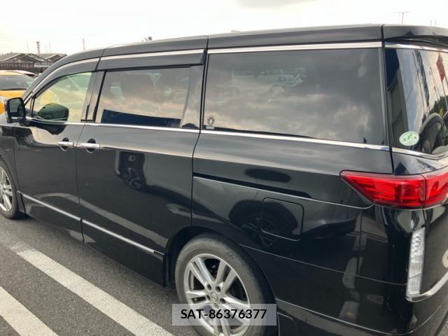 Nissan ELGRAND 2012-07 7616393-2