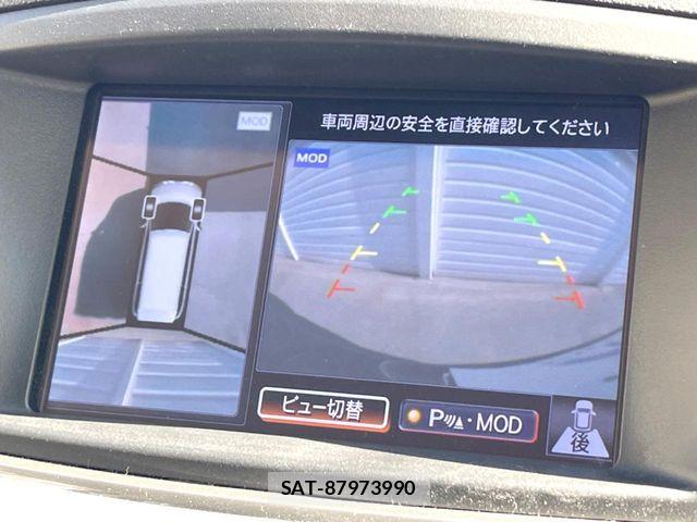 Nissan ELGRAND 2017-06 7616388-4