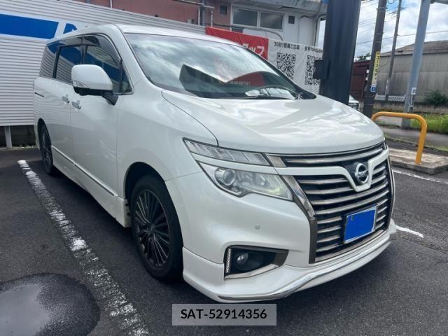 Nissan ELGRAND 2015-11 7616390-1