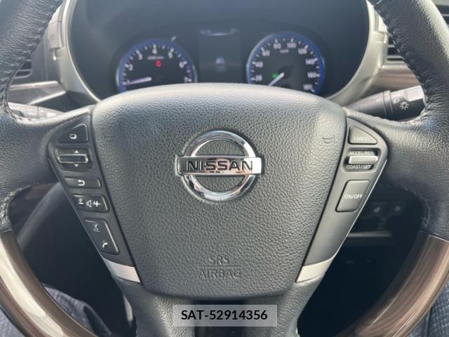 Nissan ELGRAND 2015-11 7616390-21