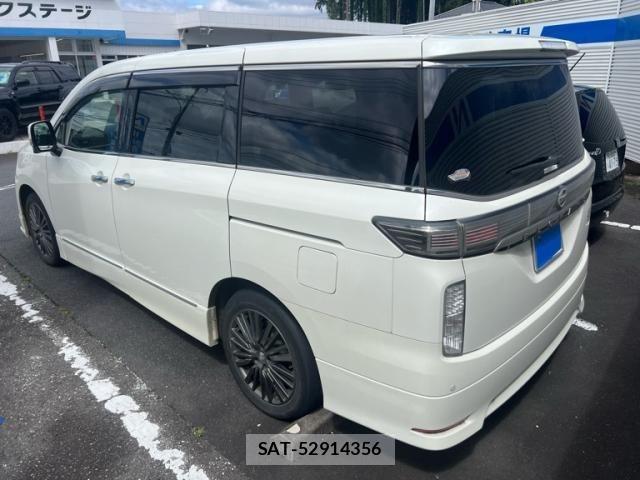 Nissan ELGRAND 2015-11 7616390-3