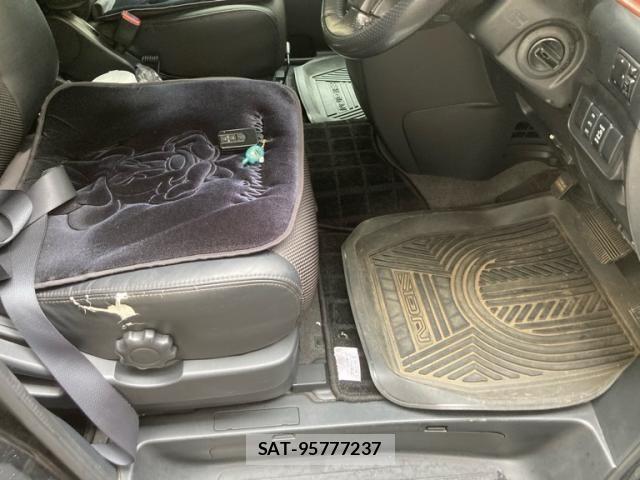 Nissan ELGRAND 2005-09 7616392-12