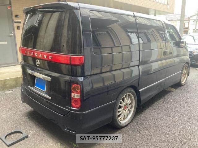 Nissan ELGRAND 2005-09 7616392-7