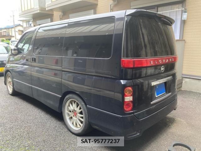 Nissan ELGRAND 2005-09 7616392-8