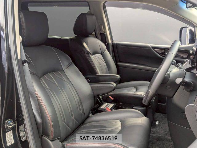 Nissan ELGRAND 2021-02 7723039-14