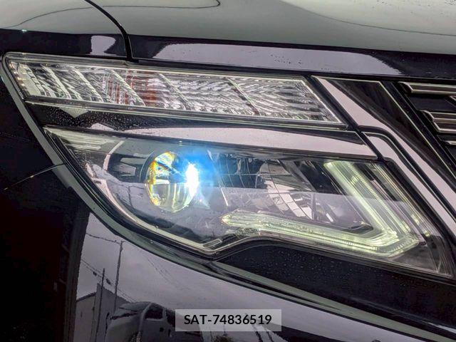 Nissan ELGRAND 2021-02 7723039-26