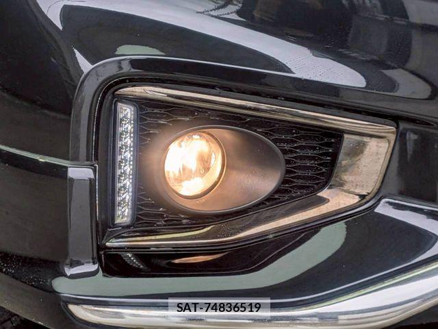 Nissan ELGRAND 2021-02 7723039-27