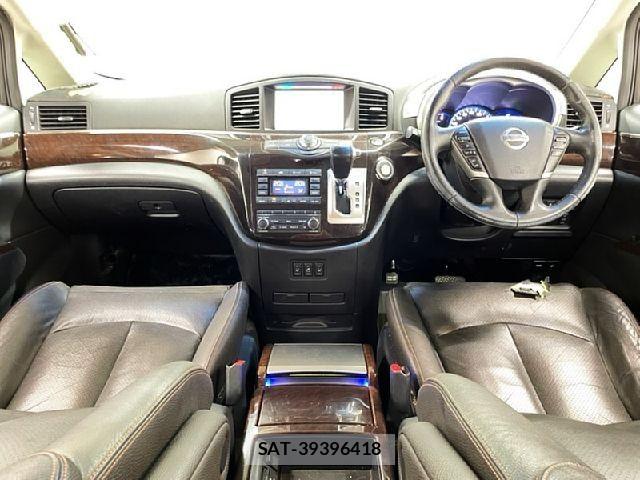 Nissan ELGRAND 2010-09 7723056-1