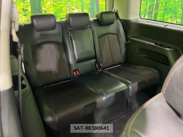 Nissan ELGRAND 2016-11 7723048-9